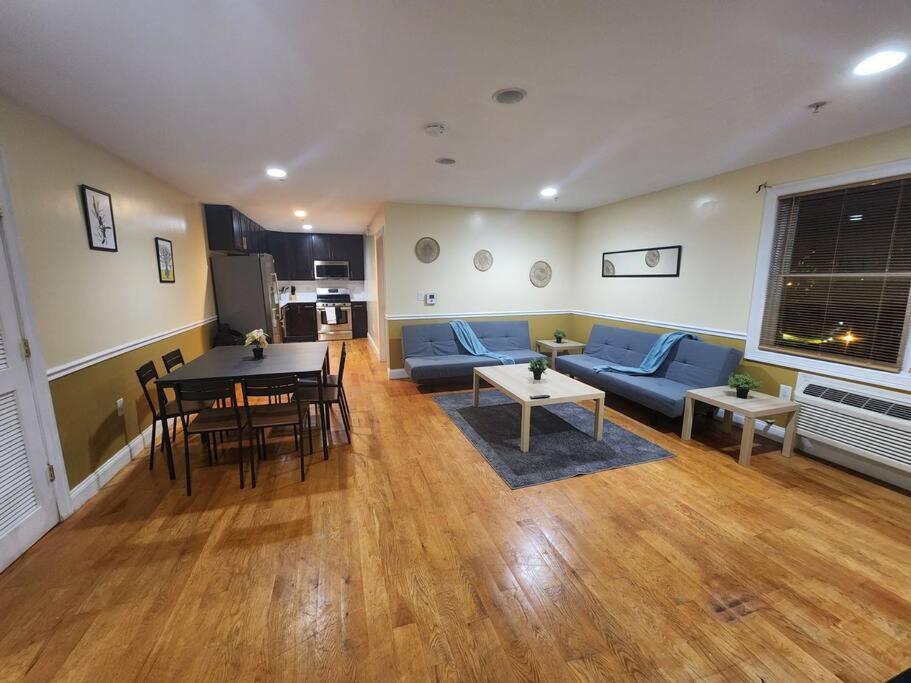 Apartamento Classy 3 Bed Near Nyc With View! Union City Exterior foto